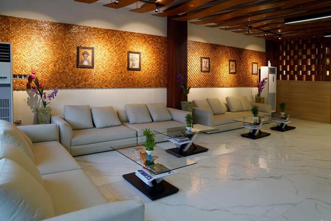 Elohim Hotel Sentani Jayapura Zewnętrze zdjęcie