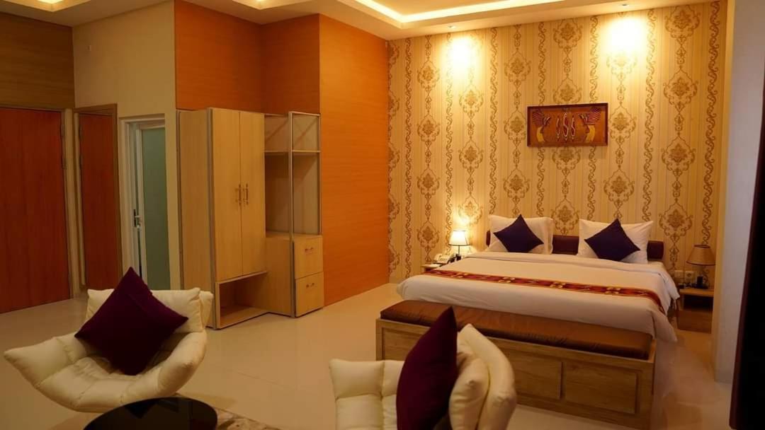 Elohim Hotel Sentani Jayapura Zewnętrze zdjęcie