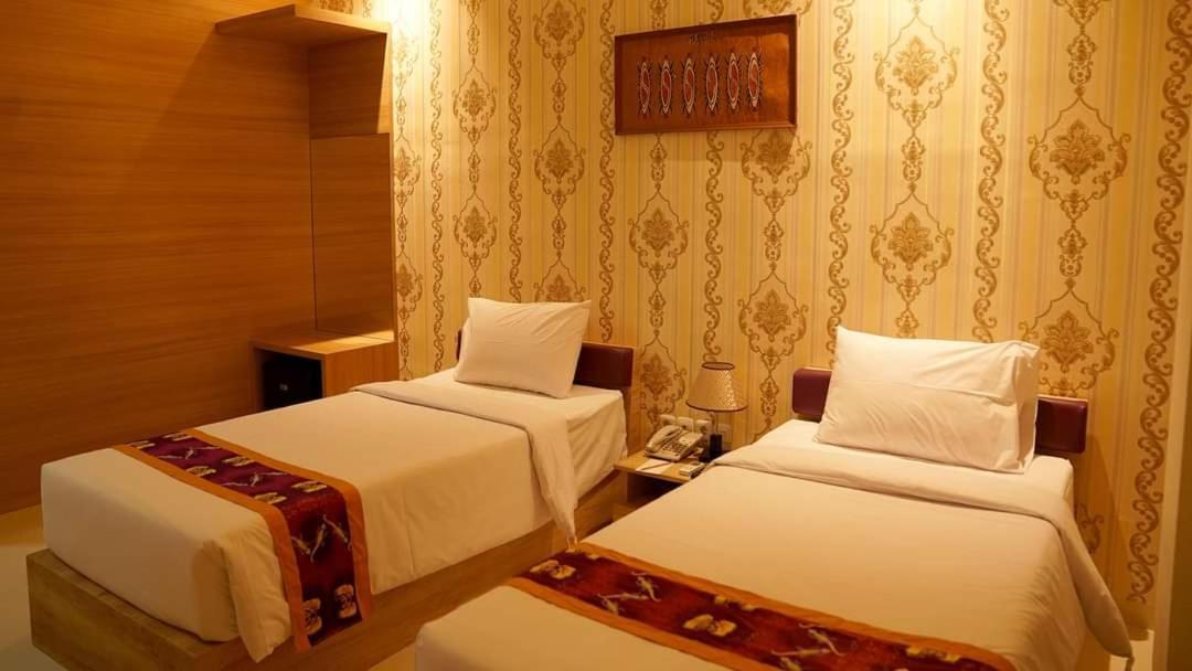 Elohim Hotel Sentani Jayapura Zewnętrze zdjęcie
