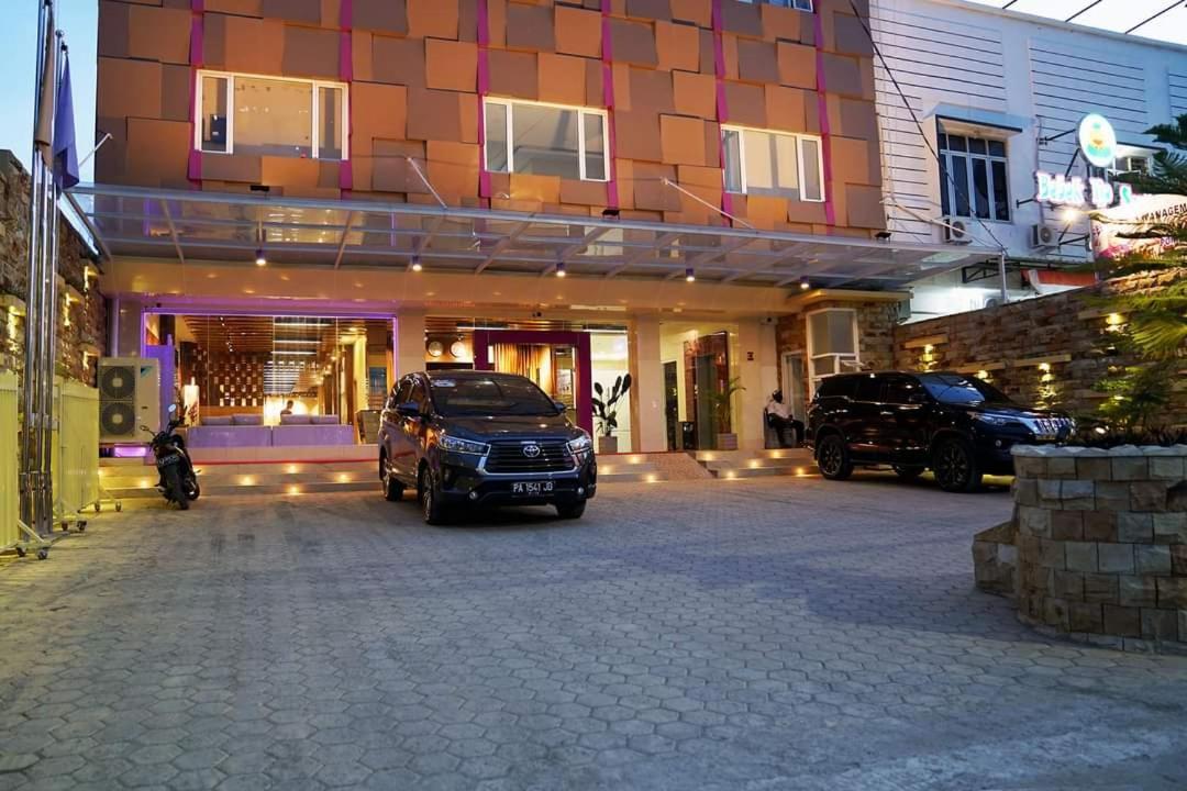 Elohim Hotel Sentani Jayapura Zewnętrze zdjęcie