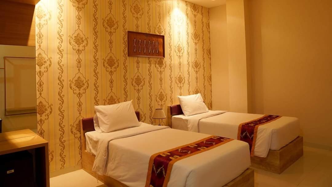 Elohim Hotel Sentani Jayapura Zewnętrze zdjęcie